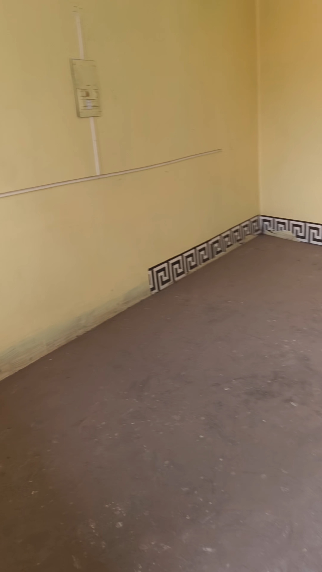 400 SQ. Ft. Hall Office/ Godown/ Coching In Boring Road  Patna