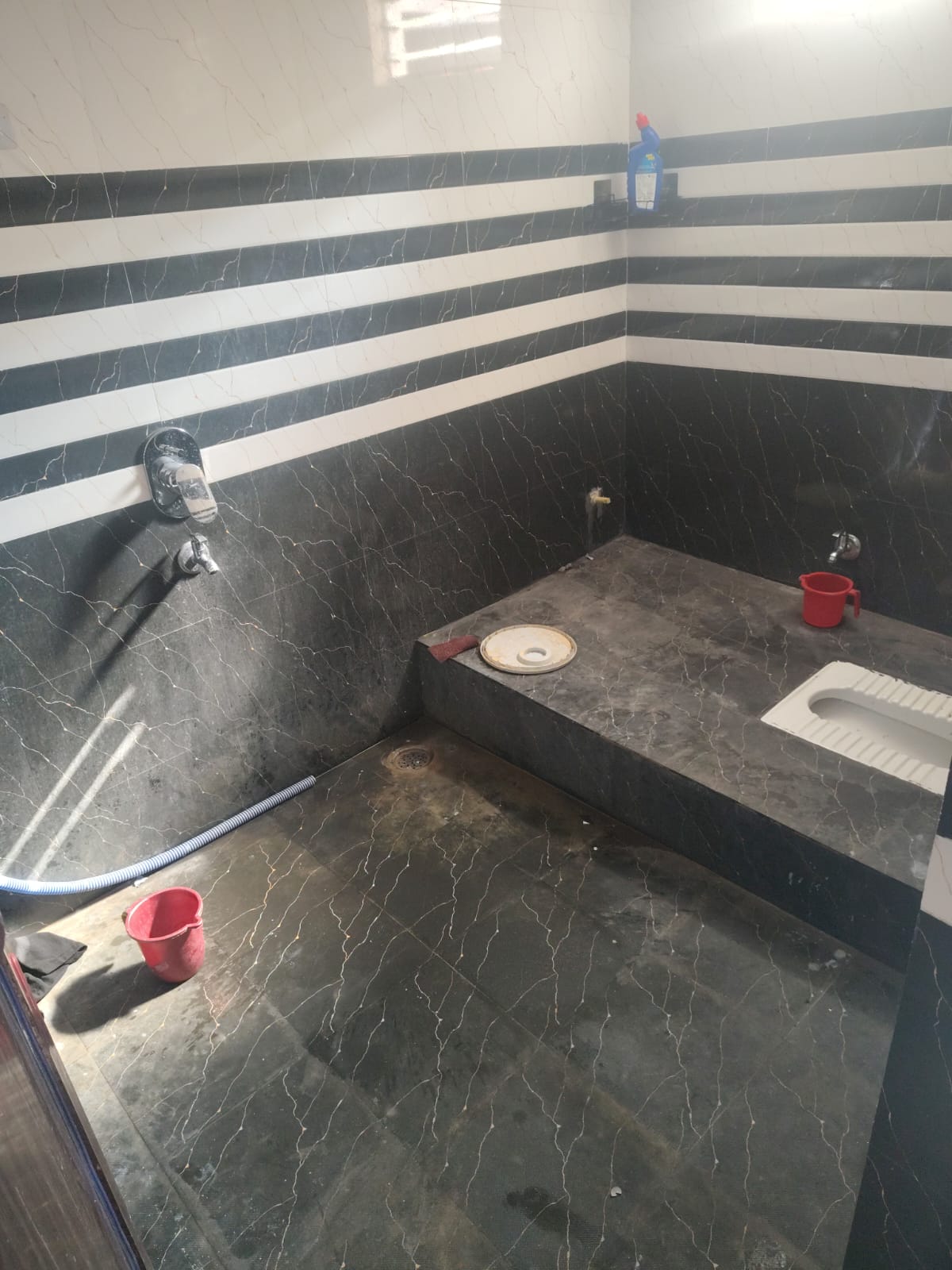 2 BHK Flat Digha Danapur  Road Mein Nasriganj Police Chauki Ke Pass
